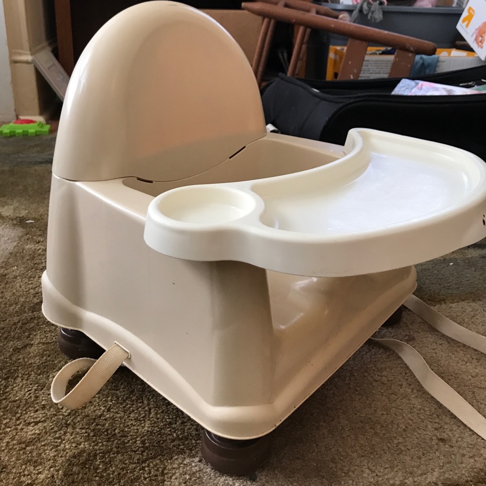 Safety 1st Boaster Chair